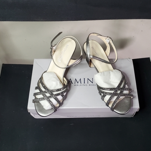 TOUCH UPS Women's Amara Heeled Sandal, Size 5, Pewter - Picture 5 of 12